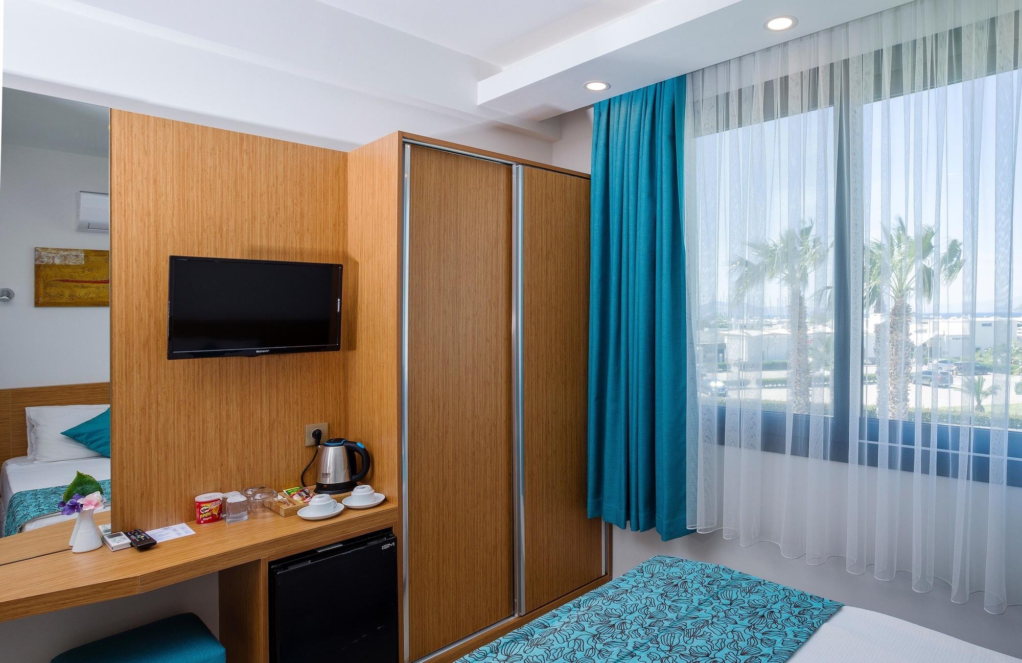 My Marin Otel Тургутрейс Экстерьер фото