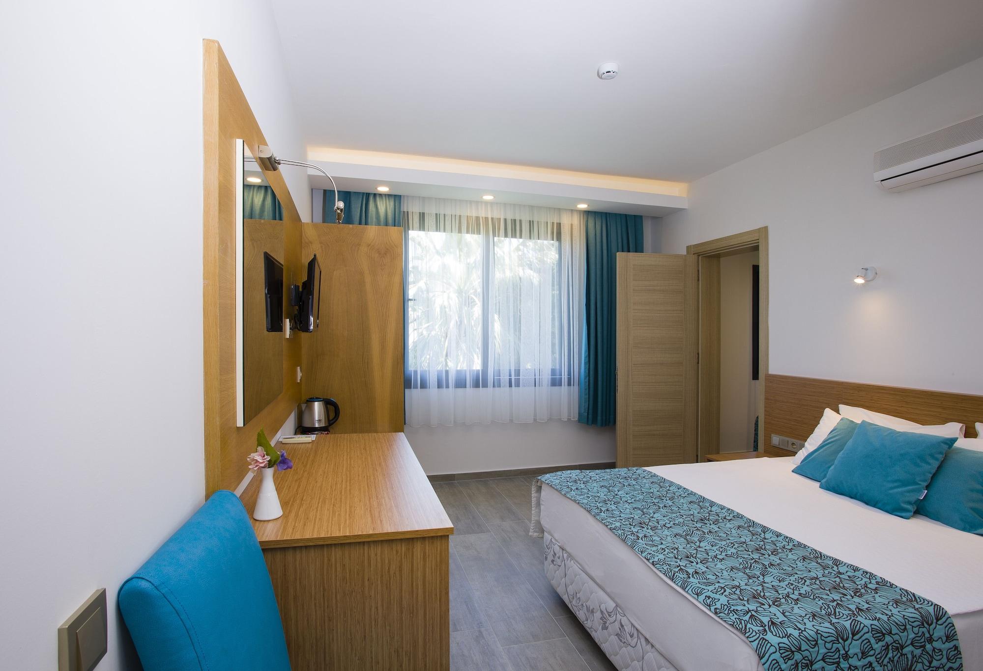 My Marin Otel Тургутрейс Экстерьер фото